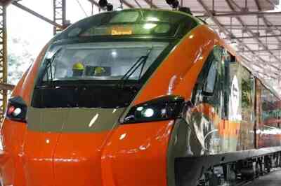 New Vande Bharat Metro Train Undergoes Successful Trial at 145 Kmph in Kota, Check Details