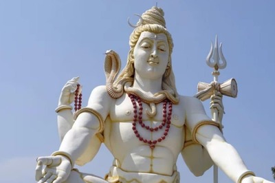 Mahashivratri 2024: Offering These 5 Flowers To Lord Shiva Will Bring You His Blessings
