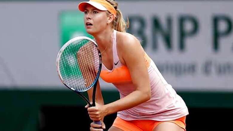 Federer, Djokovic struggle as Sharapova blazes through in Paris Open