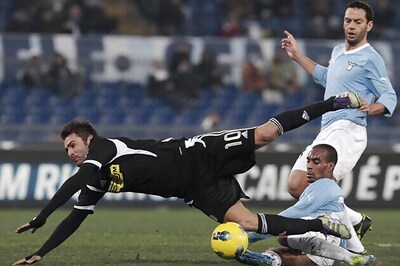 10-man Lazio fight back to beat Cesena 3-2