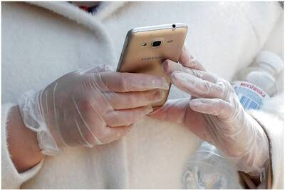 Centre Asks States, UTs to Allow Hospitalised Covid-19 Patients Use Smartphones to Interact with Kin