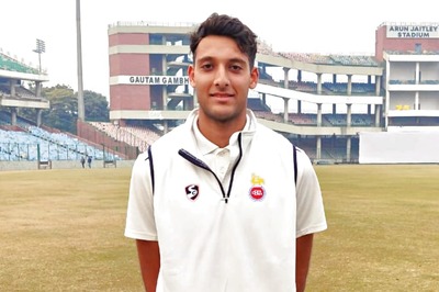 After Three Flights in Two Days, Divij Mehra’s First-class Journey Takes off With a Fifer Against Mumbai