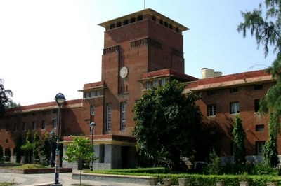 Delhi University Receives 1,324 Overseas Applications for 2021-22 Session
