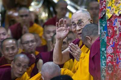 Dalai Lama Announces New iPhone App to Spread Teachings