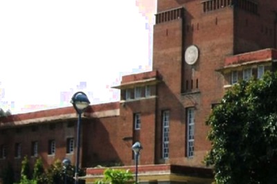 Delhi University Receives Over 12,500 Applications for 'Centenary' Chance Exam