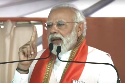 PM Modi Begins K'taka Rally with 'Bajrang Bali Ki Jai' Chant After Cong Promises to Ban Bajrang Dal