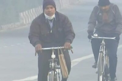 Delhi Air Pollution: AQI Remains Unchanged in 'Poor' Category, 'Negligible Impact' of Stubble Burning