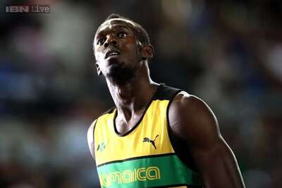 Usain Bolt breaks 10 seconds under roof in Warsaw