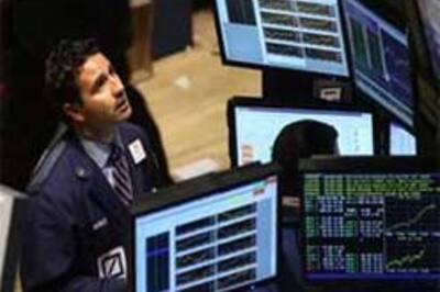 Four  reasons why you should buy while FIIs sell