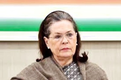 Sonia Gandhi Sets House in Order Ahead of Monsoon Session; Adhir Stays, G-23 Dissenters Get Key Roles