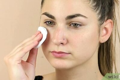 How to Apply Foundation and Powder