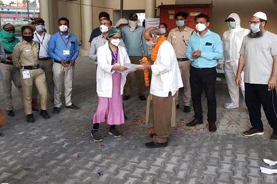 Octogenarian Beats All Odds To Recover From Coronavirus, Discharged From Hospital in Delhi
