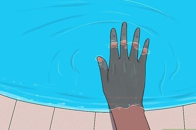 How to Diagnose and Clear Cloudy Swimming Pool Water