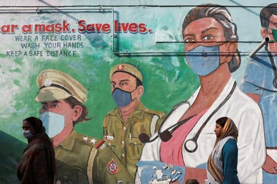 Scientists Allay Fears of New Covid Wave, Say Cases Rising but Focus on Hospital Admissions