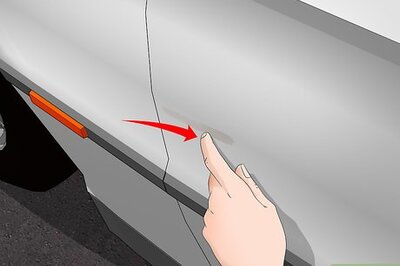 How to Remove Touch Up Paint That Has Dried on the Car Door