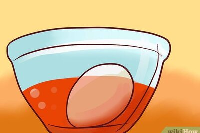 How to Make an Easter Egg Glow