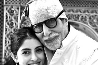 To ‘Nana’ Amitabh Bachchan, A Loving Birthday Note From Navya Naveli Nanda