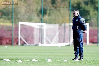 Aston Villa will end goal drought, says manager Paul Lambert