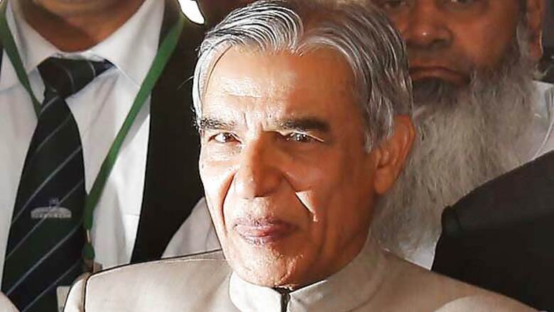 BJP dares Bansal to a debate on railway 'cash-for-job' scandal