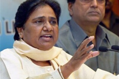 Mayawati lashes out at Pawar over price rise