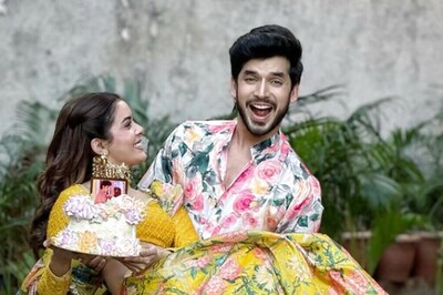 Kundali Bhagya's Paras Kalnawat And Sana Sayyad Celebrate 300 Episodes