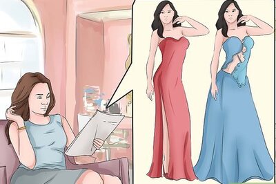How to Dress for a High School Dance (Girls)