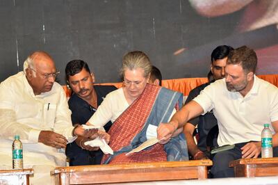 Saffron Scoop | A Book, A Letter & An Affidavit: BJP's Political 'Brahmastra' as Cong Rejects Ram Mandir Invite