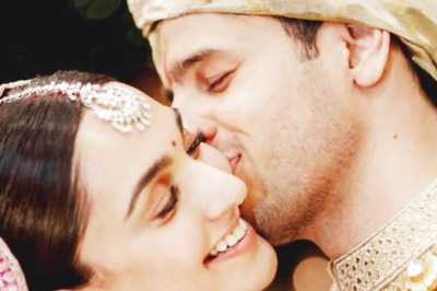 Kiara Advani-Sidharth Malhotra's Minimalistic Yet Elegant Wedding Card Is Viral; See Pics