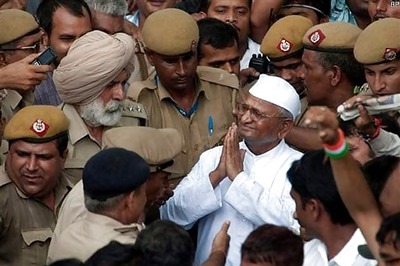 Team Anna asked not to make provocative speeches