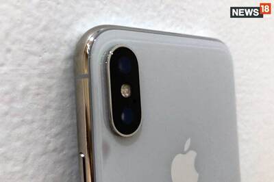 Strong iPhone Prices, Cash Plans Lift Apple Shares After Disappointing Outlook