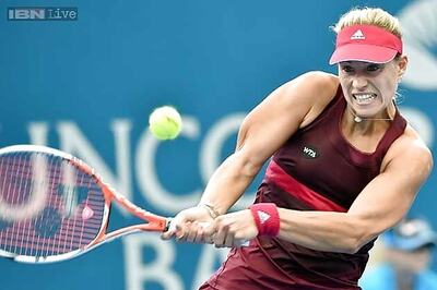 Angelique Kerber advances to Brisbane quarterfinals; Venus Williams gets going