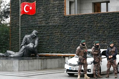 Turkey Sacks 18,500 State Employees in New Decree