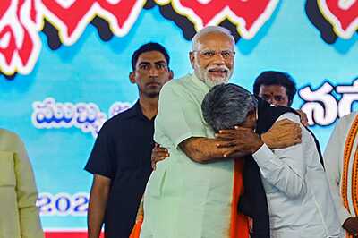 From Tribals to Turmeric Farmers, 5 Ways in Which PM Modi Silently Reached Out to the Last Mile in 2023