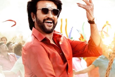 Fans of Rajinikanth, Vijay Squabble Over 1st Day Collection of Sarkar and Annaathe