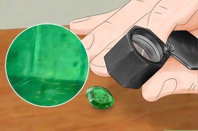 How to Tell if an Emerald Is Real