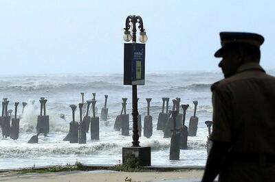 Cyclone Ockhi LIVE Updates: PM Narendra Modi Asks BJP Workers to Help People as Storm Approaches Gujarat