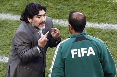 Maradona to renew battle with old foe Huh