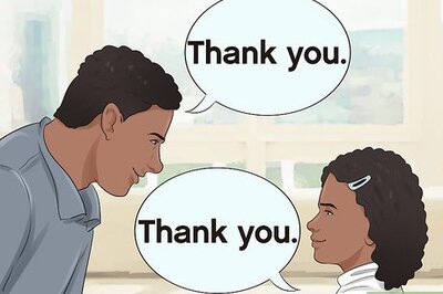 How to Teach Kids to Accept Gifts Graciously