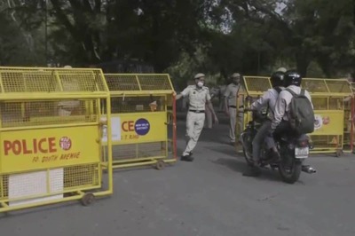 Miscreants Steal Money, Chocolates from Wazirabad Shop, Beat Up Owner: Delhi Police