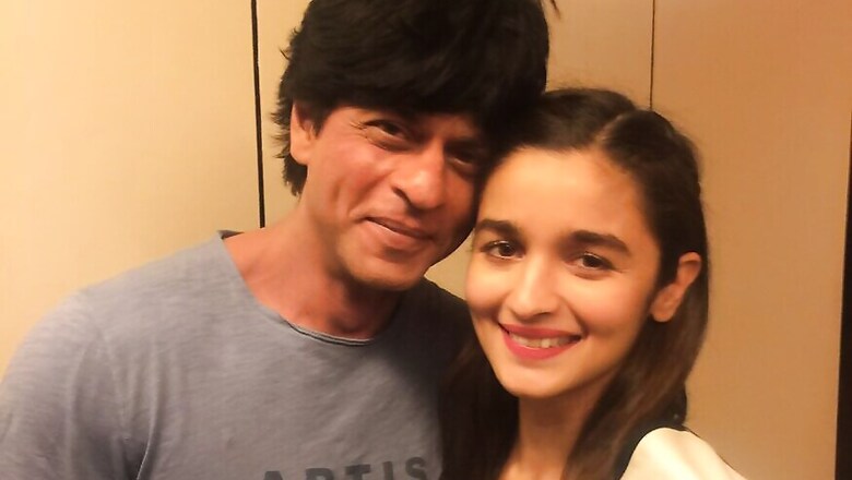 Proud Father Mahesh Bhatt Shares Photo of Alia With SRK