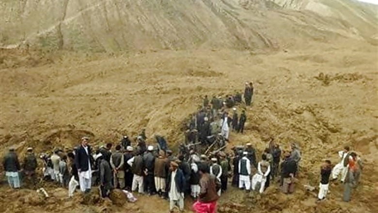 Rescuers struggle to help Afghans hit by landslide, over 2100 killed