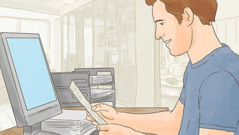 How to Become a Customs Inspector