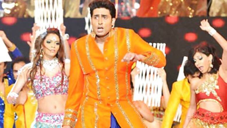 When Abhi-Aish visited dancers backstage at TOIFA