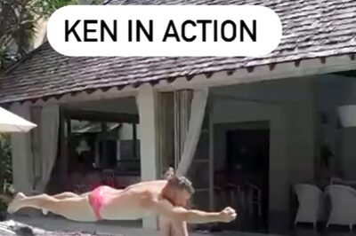 Watch: 'Ken in Action' as David Warner Takes a Stunning Catch While Jumping Into a Pool