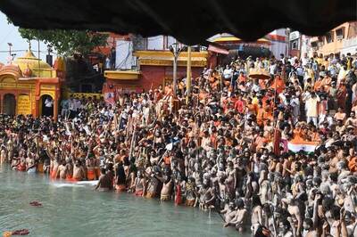 Delhi Residents Returning From Kumbh Will be in Home Quarantine For 14 Days Upon Return: Officials