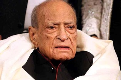 Actor AK Hangal critical, admitted to hospital