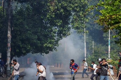 India Says Protests Are Bangladesh's 'Internal Matter'; MEA Issues Advisory, Helplines to Ensure Safety of Indians