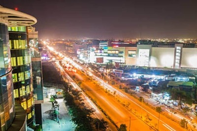 Bengaluru Scooty Riders 'Casually' Slap Man on Road, Reddit Post Details Scary Incident