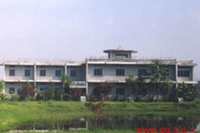 Gauhati Univ clerk held for terror links