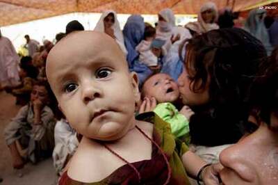 Flood-hit Pakistan to get $ 700 million in aid